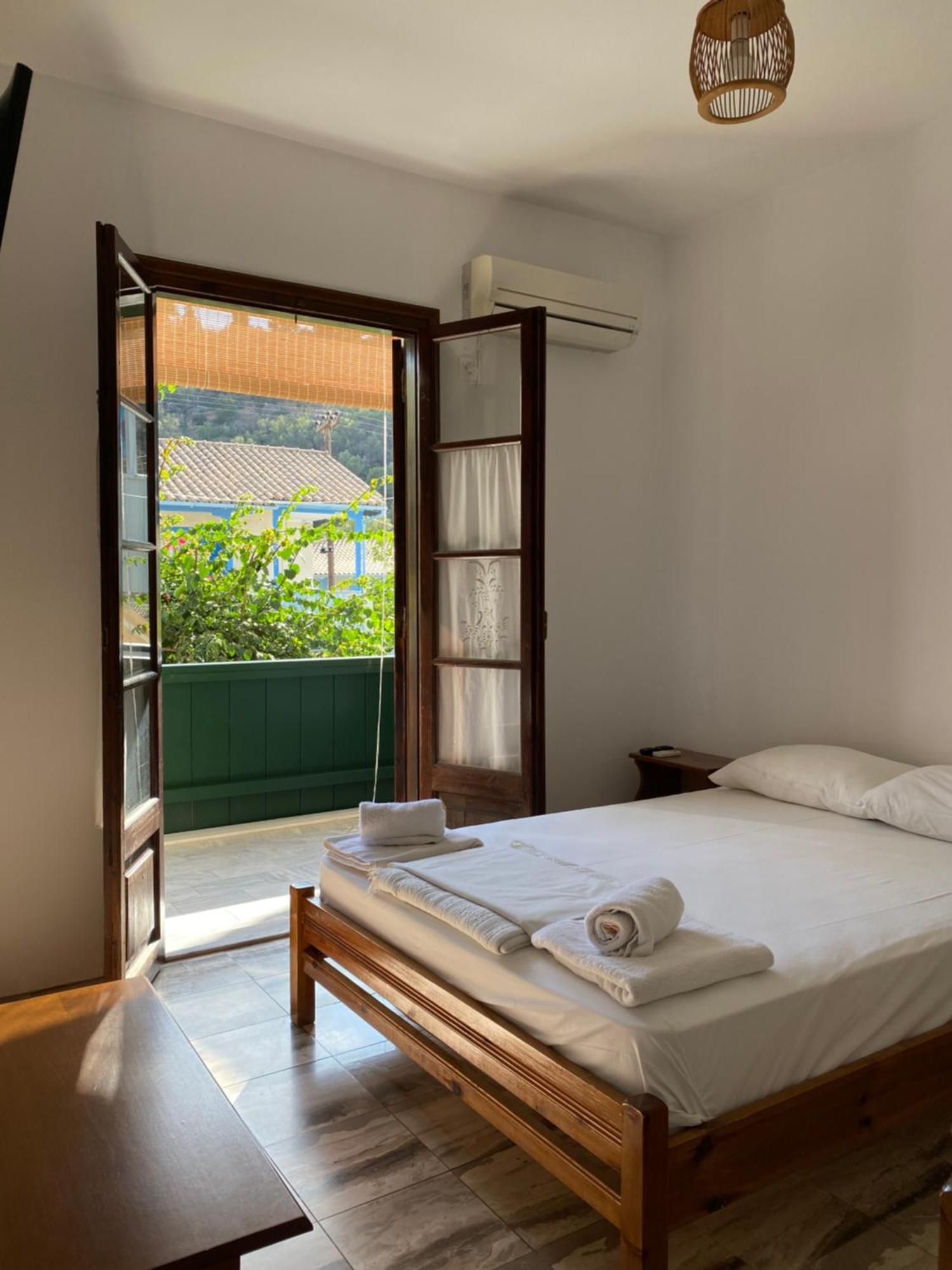Pansion Vasso Hotel Ayios Nikitas Luaran gambar