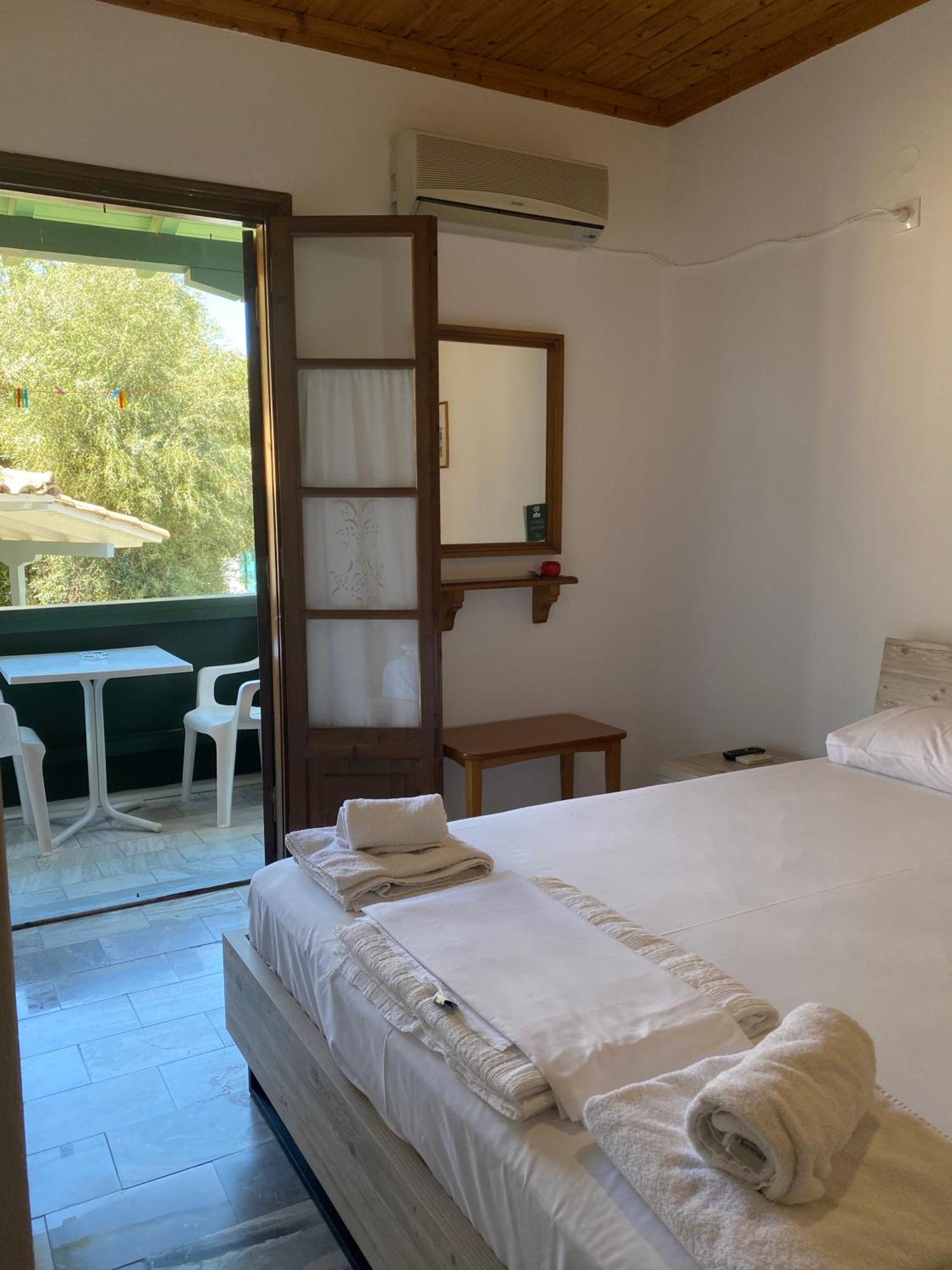 Pansion Vasso Hotel Ayios Nikitas Luaran gambar